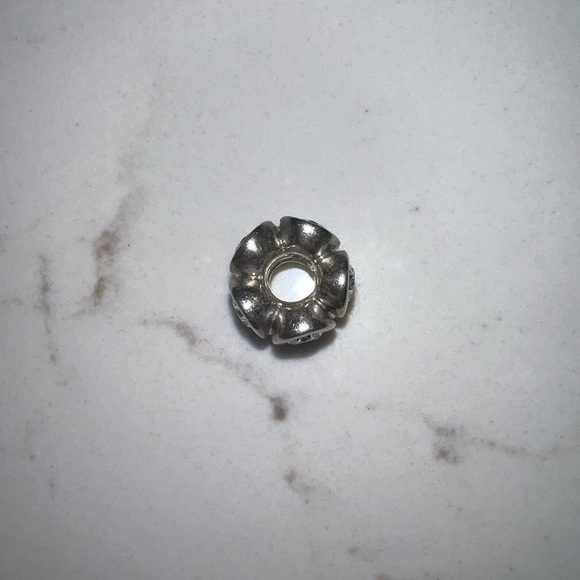 Pandora Clear Oval Lights Cubic Zarconia Charm (790266CZ) - Picture 3 of 3